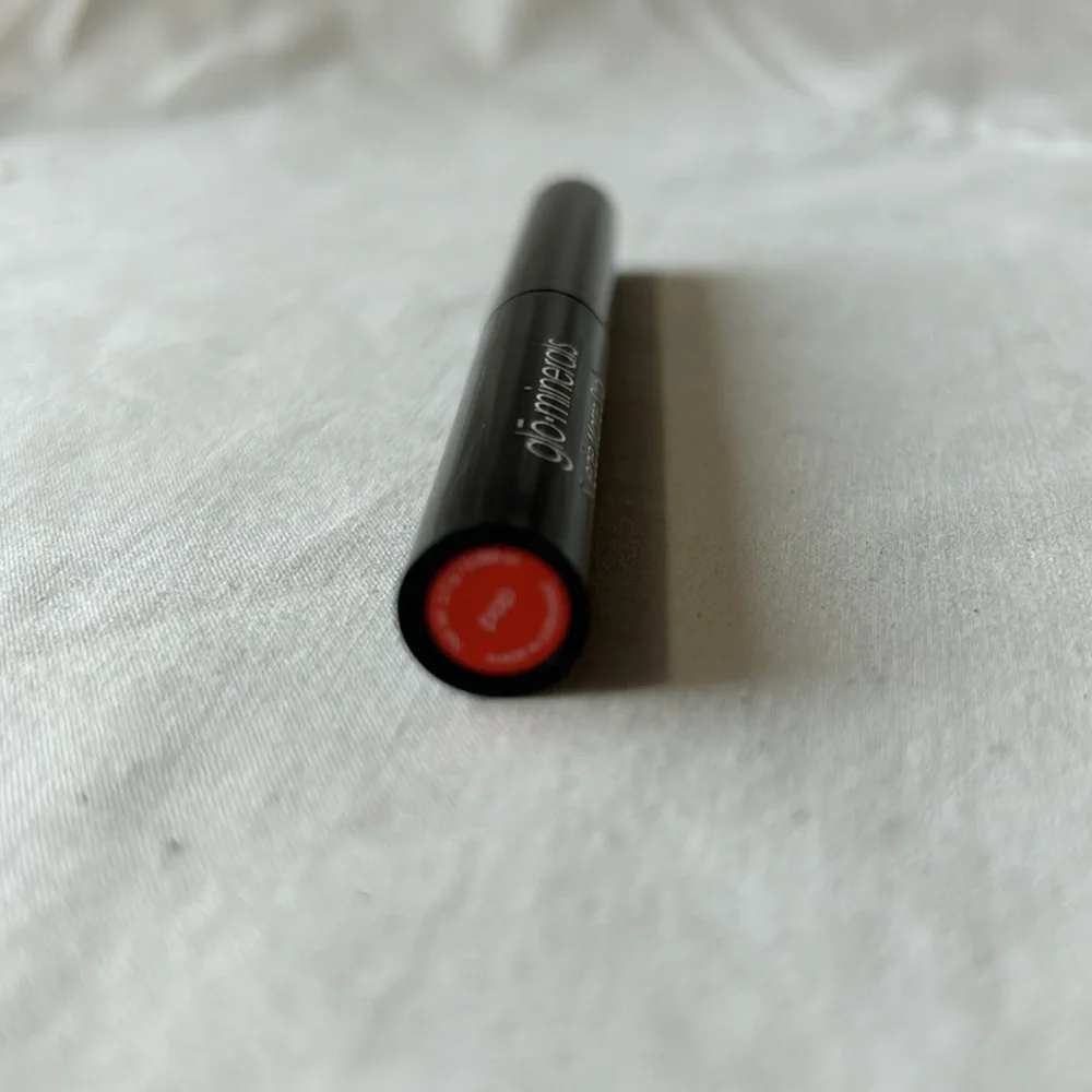 Glo Minerals Suede Matte Stick Lipstick-Pop  New No Box